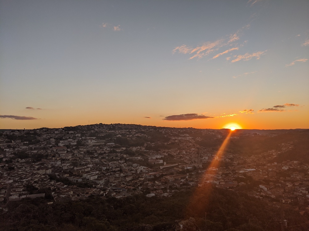 Pôr-do-sol no Cruzeiro da Serra Diamantina